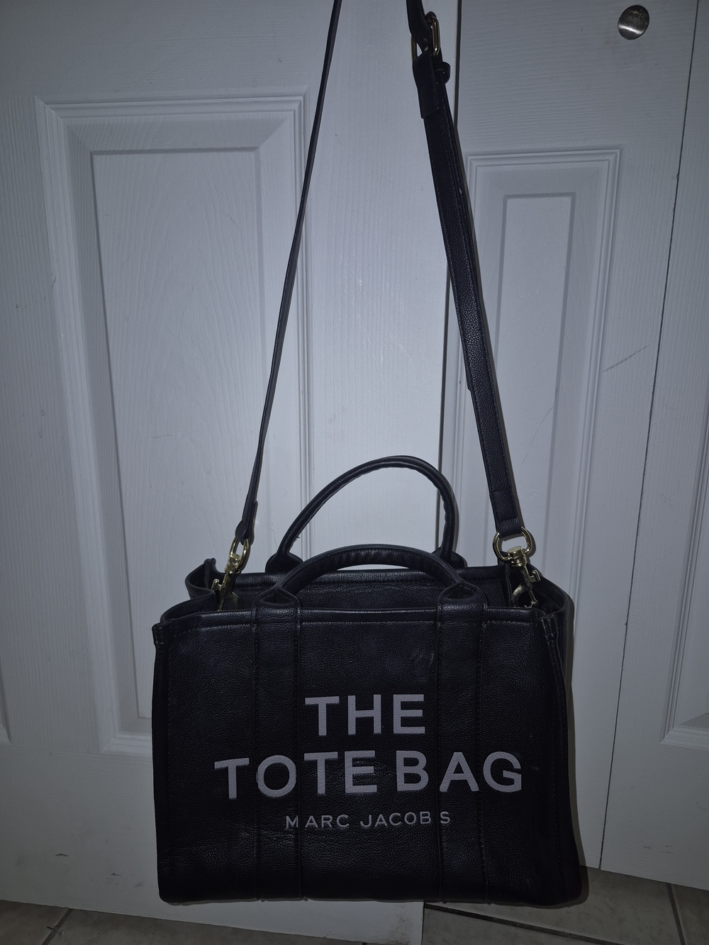 Marc Jacobs Black Leather 'THE TOTE BAG' Top-Handle Crossbody Tote